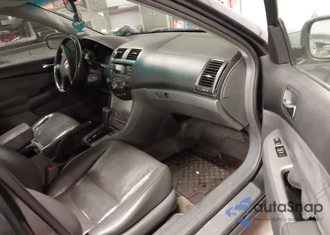 2003 Honda Accord 2.4 Ex из США, поврежденный, VIN 1HGCM56633A091405